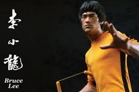 Khususnya di bulan lebaran, tradisi melakukan pembelian baju baru menjelang hari raya idul fitri menjadikan pemilihan model. Baju Dan Senjata Wasiat Bruce Lee Dilelang