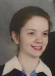 Can someone sharpen this photo and edit the background?