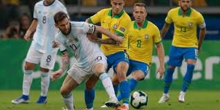 Brazil argentina colombia copa america soccer argentina's players angel di maria, center, and rodrigo de paul, right, embrace a member of the team after defeating colombia in a penalty shootout during a copa america semifinal soccer match at the national stadium in brasilia, brazil, wednesday, july 7, 2021. Xhwbzafqm Rkym