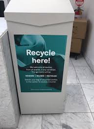 Welcome to h&m, your shopping destination for fashion online. H M Exploring The World Famous Recycling And Upcycling Textile Program Circular Clothing
