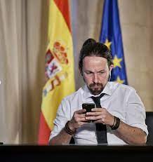 Candidato de unidas podemos a la presidencia de la comunidad de madrid. Pablo Iglesias Y El Mono Para Hombres El Significado Del Peinado Con El Que Nacio La Nueva Masculinidad Belleza Pelo S Moda El Pais