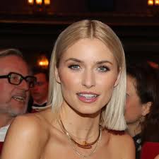 Lena johanna gercke is a german fashion model and television host. Lena Gercke Neues Foto Sie Trainiert Mit Babybauch Brigitte De