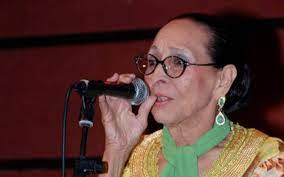 She seems shy which is a facade. Www Bergaag Com Wp Content Uploads 2021 04 Hajj