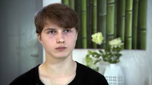 Mønsterbryder: 16-årige Elliot er anbragt og får topkarakterer