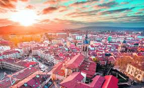 Seccion de futbol y baloncesto. Vitoria Es Un Lugar Espectacular Para Los Viajeros Les Encantara El Correo
