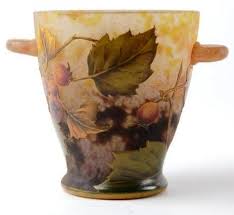 Daum Un Style De Vie Depuis 1878 France Verre Art Deco Art Du Verre Art Verrier