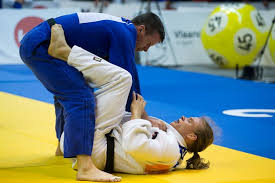 Matthias casse (born 19 february 1997) is a judoka who competes internationally for belgium. Dirk Van Tichelt Verovert Negende Driekleur Matthias Casse Vloert Sami Chouchi Meer Sport Hln Be