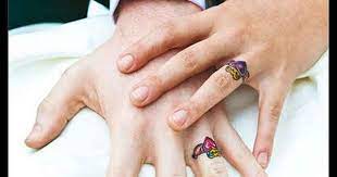 28 Awesome Wedding Band Tattoos Wedding Band Tattoo Ring Tattoo Designs Ring Finger Tattoos