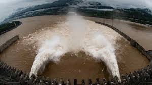 Unusually heavy rains and massive flooding have hit china's henan province, bursting the banks of rivers, overwhelming the public transport system and upending lives of tens of millions. China On Highest Flood Alert As 38m People Evacuated Nikkei Asia