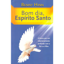 Resultado de imagem para antigo e gigante livro de sao cipriano capa preta