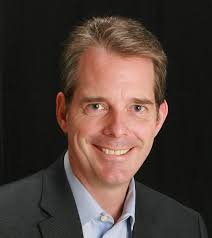 Dirk Brown's Instagram, Twitter & Facebook