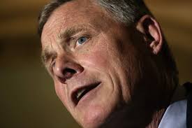 Richard Burr: 5 Fast Facts You Need to Know