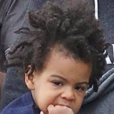 Blue ivy's hair is growing, but it is short and fragile, which is normal for a child her age. Blue Ivy S Natural Hair The Right Of Black Girls To Be Free Mybrownbaby
