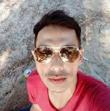 Bulbophyllum phalaenopsis variegata growing a new leaf