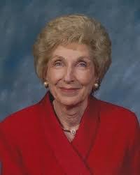 Lynette Beck's Instagram, Twitter & Facebook