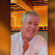 You've got just seconds': Flight instructor breaks down what could have  happened in crash