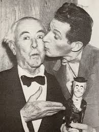 A photo of George Robey with the George Roby Toby.