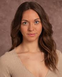 Katie Penn's Instagram, Twitter & Facebook