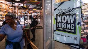 US Job Openings Decline to Levels Rarely Seen Since Pandemic