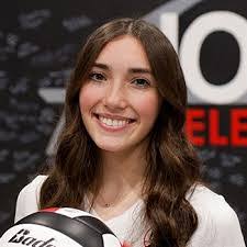 Alyssa Dixon's Instagram, Twitter & Facebook