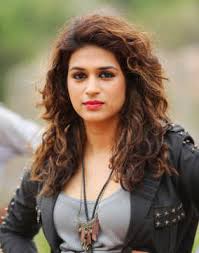 Great Grand Masti 2016 Cast Actor Actress Director Producer Music Director Cinestaan In the same village lives another zamindar family of shivnath, his sons veershankarnath his four brothers and daughter sneha. great grand masti 2016 cast actor