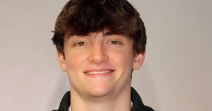 Aidan Mueller's Instagram, Twitter & Facebook