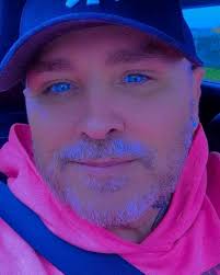 Can I get a kiss 💋 from you