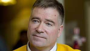 After months of consideration, Gibson decides against bid for governor