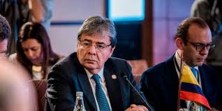 Tenemos para ti videos, imágenes y una amplia cobertura e información actualizada. Carlos Holmes Trujillo Colombia Reports