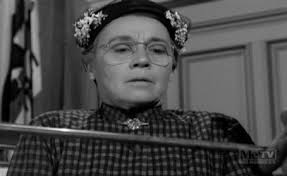 Who is Jeanette Nolan dating? Jeanette Nolan boyfriend, husband