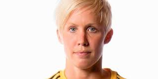 Elin Karlsson förlänger med Sävehof