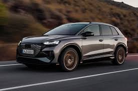 Audi's crossover and suv lineup is already mighty stout, but that isn't stopping the four rings from update 5/22/2019: 0okmv Q5v3uk9m