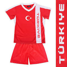Hier finden sie die wichtigsten neuigkeiten. Fussball Fussball Trikot Hose Turkei Gedrucktes Wappen Fussball Em 2016 In 5 Grossen Winggungai Com