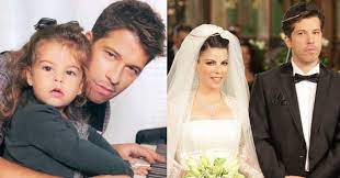 Xarhs Bar8akoyrhs H Fwtografia Poy Eide H Antelina Prin Apo 12 Xronia Kai Toy Alla3e Th Zwh Makeleio Gr