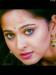 Cute and lovely Anushka Shetty was just 21 years old. #photooftheday  #photography #bhabhi #actresses Welcome friends