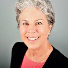 Sandra Marquardt's Instagram, Twitter & Facebook