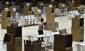 La fórmula ganadora deberá obtener la mitad más uno del total de votos válidos, de lo contrario se realizará a mediados una segunda vuelta entre los. Las Elecciones Locales En Colombia Miden El Desgaste Del Uribismo Y De Los Liderazgos Nacionales Colombia El Pais
