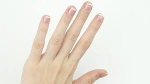 Beauty points sammeln & mit der douglas beauty card von exklusiven vorteilen profitieren. How To Paint Your Nails With Pictures Wikihow
