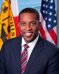 Memphis Lawyer Magazine Vol 40 Issue 4 by Memphis Bar Association