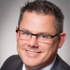 Daniel Kamer's Instagram, Twitter & Facebook