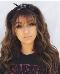 Pin By Gulwish Official Account On Hairstyle Long Hair With Bangs Long Hair Styles Curly Hair With Bangs