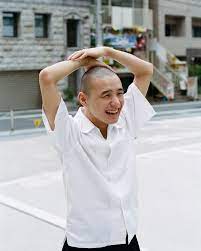 橙 dai dai as photographed by taiga vol ex kid fresino 俳優 仲野太賀がカメラを構え 平成に生まれた表現者たちの素顔と向き合う https eyescream jp culture 60345 仲野太賀 kidfresino 2020 太賀 向き合う 俳優
