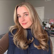 Which residential plaza buildings have the most transfer students?