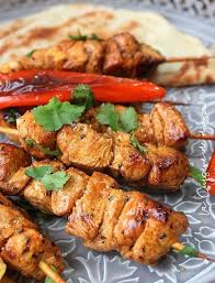 Brochettes De Poulet Aux Epices Indiennes Recette Recette Brochette Poulet Brochette Poulet Poulet Epices