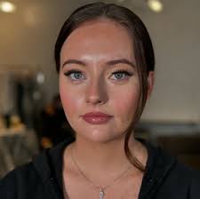 ✨Light coverage with a dewy glow✨ Hair by @jennifer_victoria_beauty Makeup  by me Assisting @nicruggmakeup 🤍 #weddingglam #bridalmakeup #WeddingGlam  #makeup #weddingmakeup #BridalBeauty #mua #BridalMakeup #makeupartist  #wedding #bride #BrideToBe ...