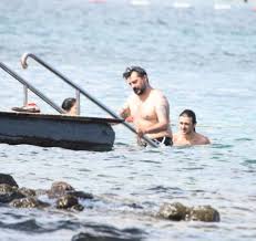 Celil nalçakan haberleri ve güncel son dakika gelişmeleri için tıklayın! Celil Nalcakan Sevgilisiyle Tatilde