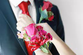Maybe you would like to learn more about one of these? Corsage Etiquette For Proms And Weddings Ftd Com