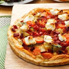 Quiche Au Jambon Poulet Lardons Et Chorizo Sur Lit De Camembert Recette Quiche Jambon Recette Tarte Chorizo