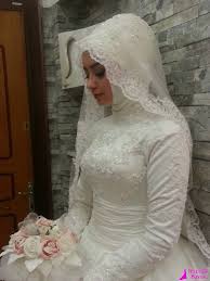 Tesettur Gelin Basi Nisanur Tasarim Modelleri Tesettur Gelinlik Modelleri 2020 Muslim Wedding Dresses Muslim Wedding Dress Hijab Bride Bridal Wear