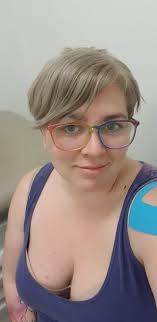 Any recommendations for a short edgy pixie cut in Kemptville?